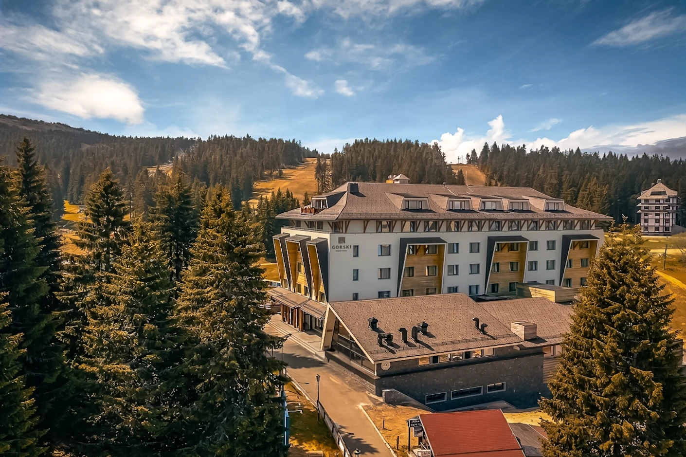 Od konferencije do team buildinga: Sve što je vašem timu potrebno ove jeseni, na jednoj adresi na Kopaoniku